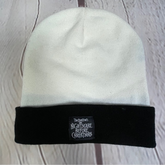 Tim Burton's The Nightmare Before Christmas black and white knit hat, OS - Picture 5 of 8